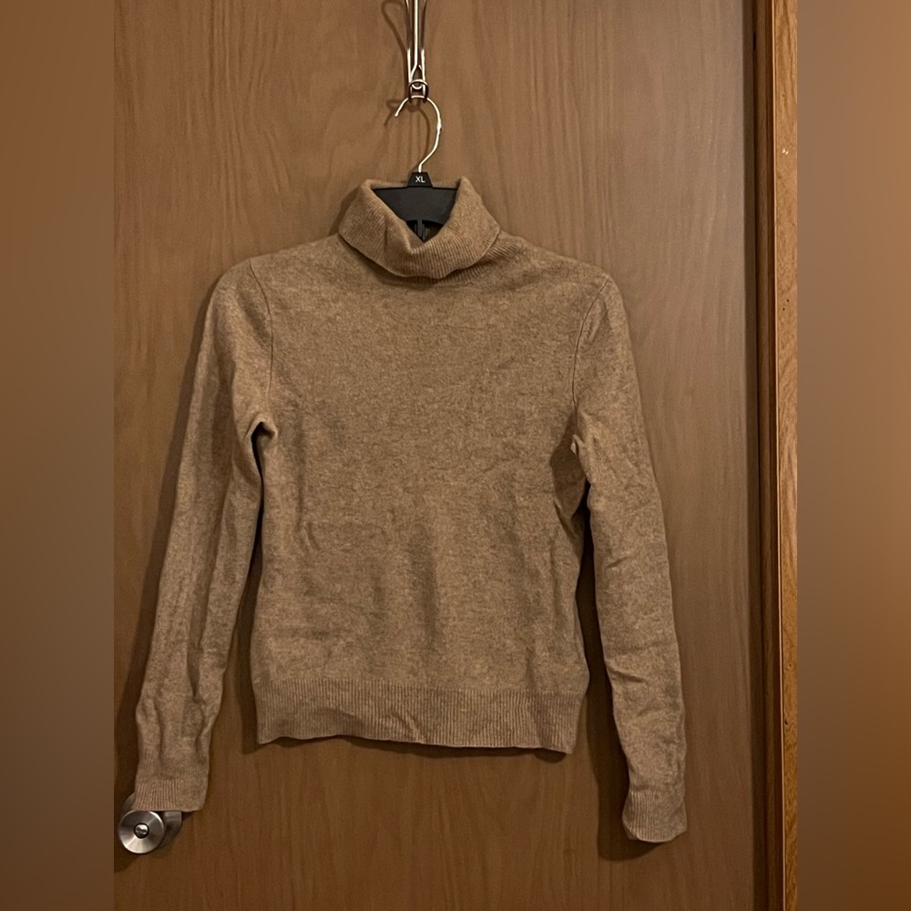 Apt. 9 Ladies 100% Cashmere Turtleneck Sweater